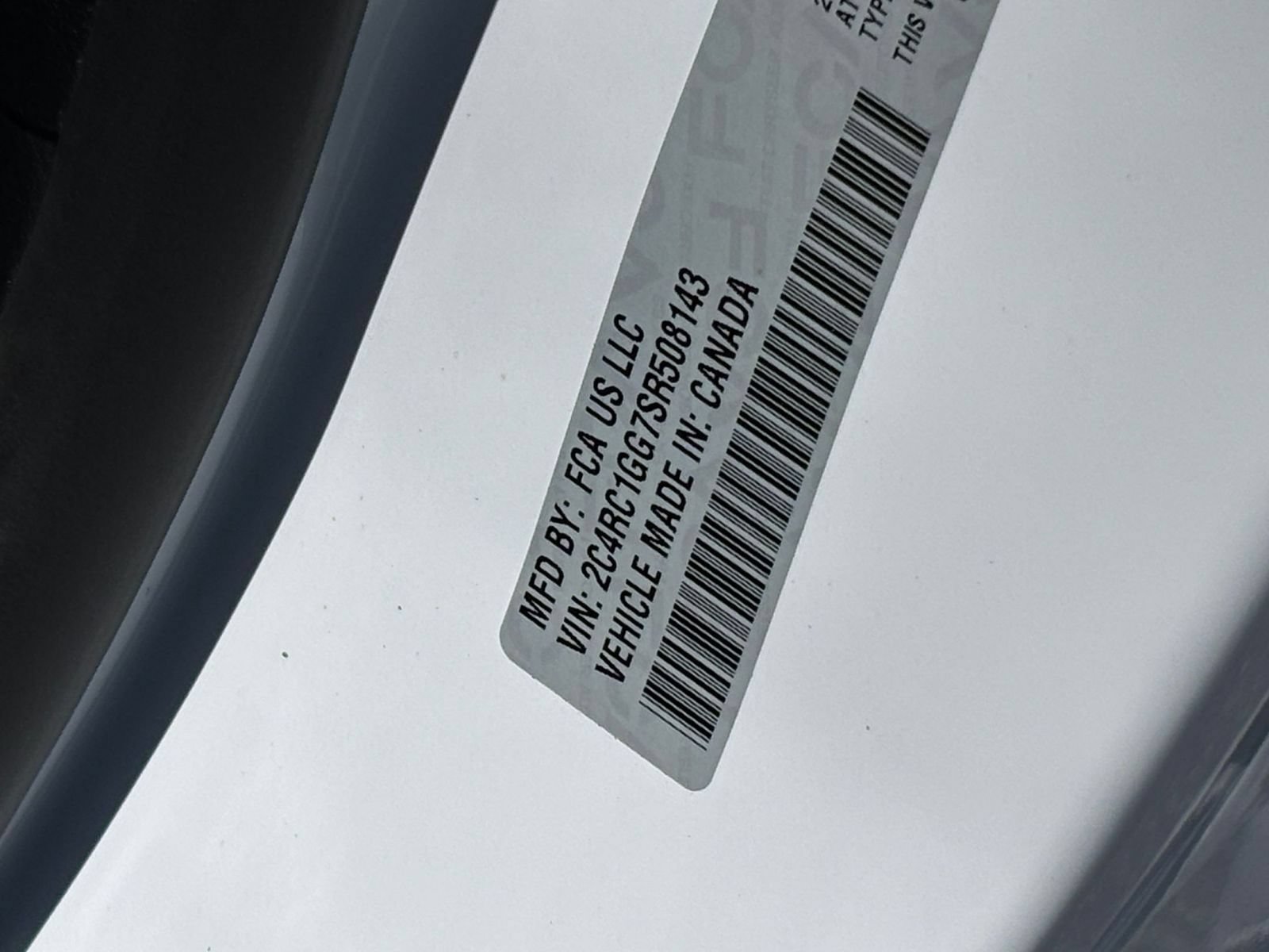 Used 2025 Chrysler Pacifica Limited FWD image 32