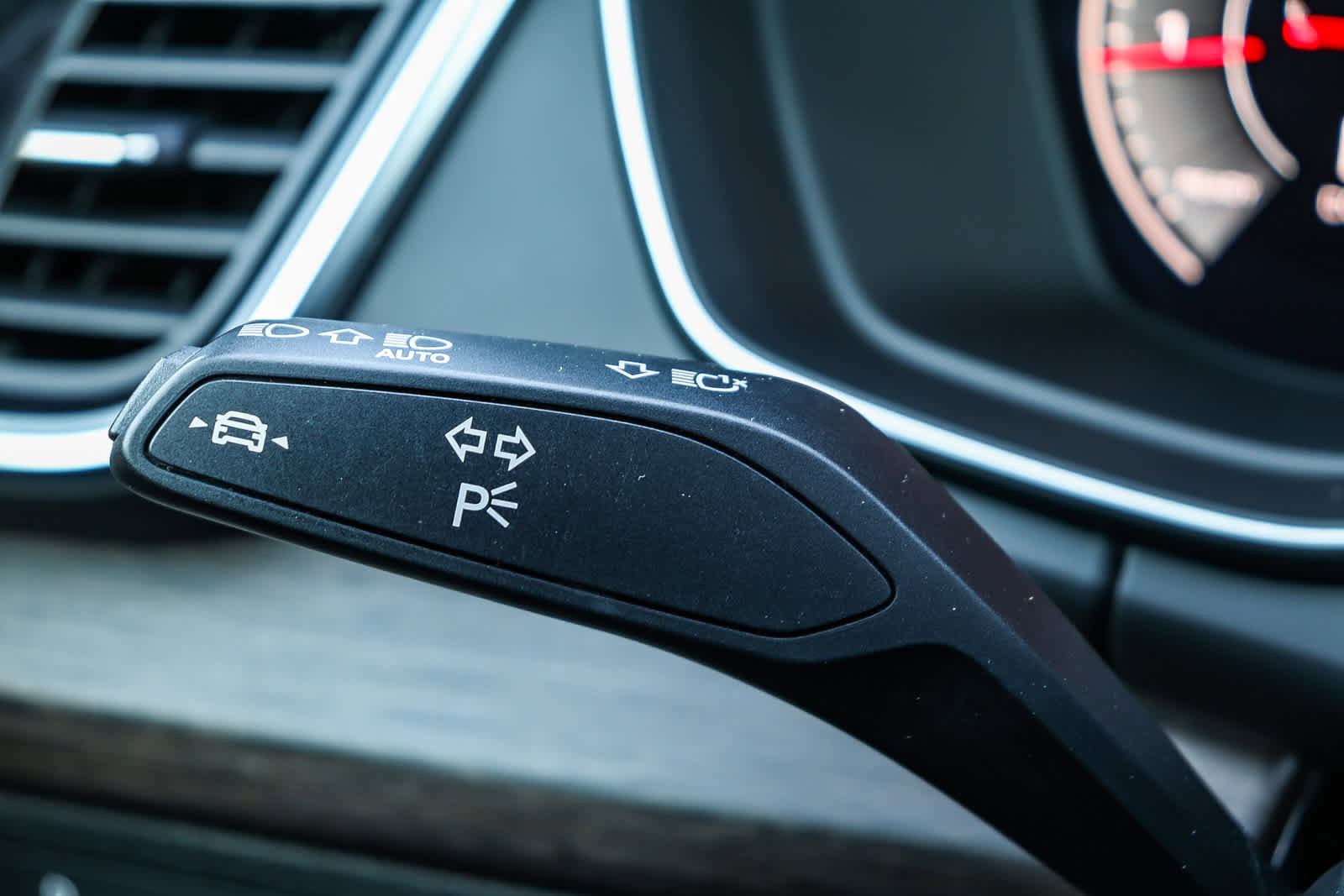 Used 2023 Audi Q5 2.0T Premium Plus AWD/4WD image 31