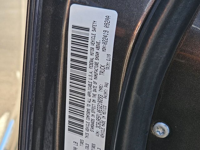Used 2014 RAM 2500 Laramie w/ Protection Group AWD/4WD image 15