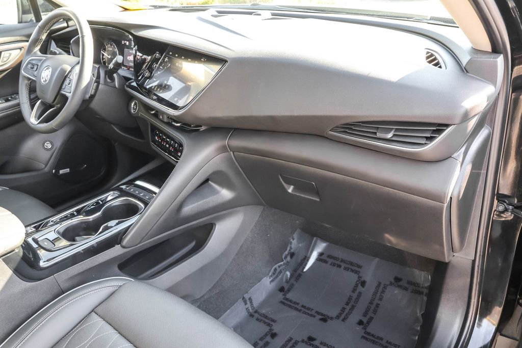 Used 2022 Buick Envision Avenir w/ Technology Package II image 37