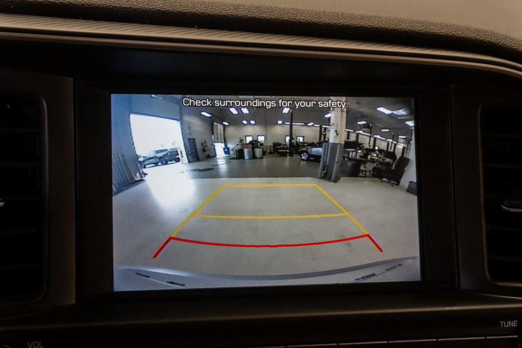 Used 2019 Hyundai Elantra SEL FWD image 18