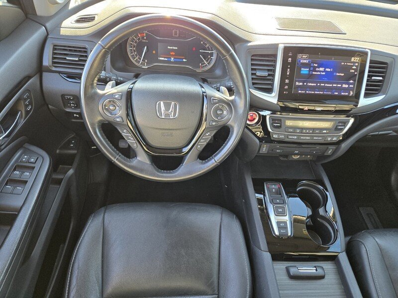 Used 2018 Honda Pilot Touring image 13