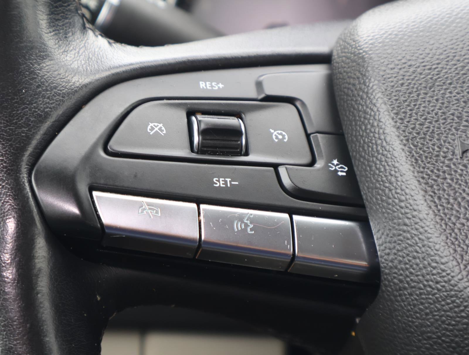 Used 2022 Cadillac XT4 Luxury FWD image 27