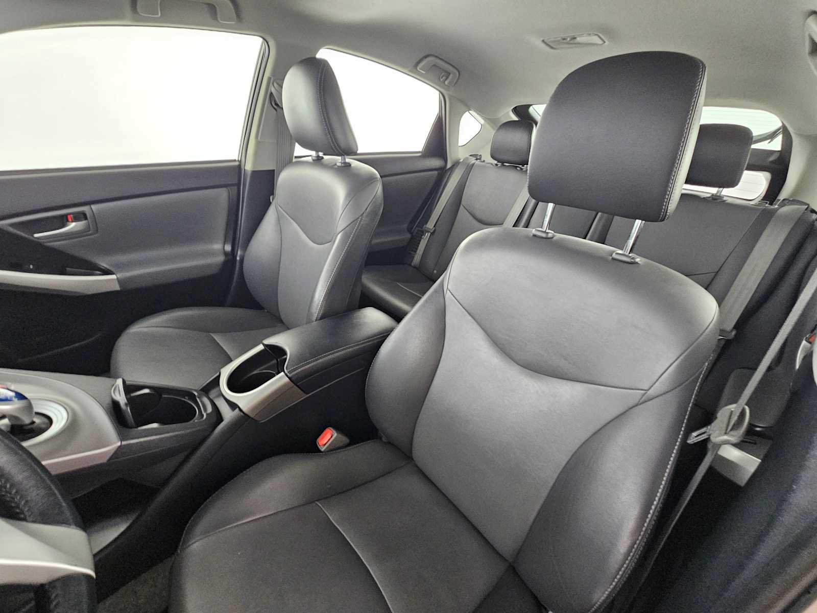 Used 2015 Toyota Prius Prime Advanced FWD image 22