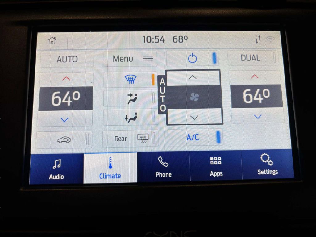 Used 2020 Ford Fusion SE image 36