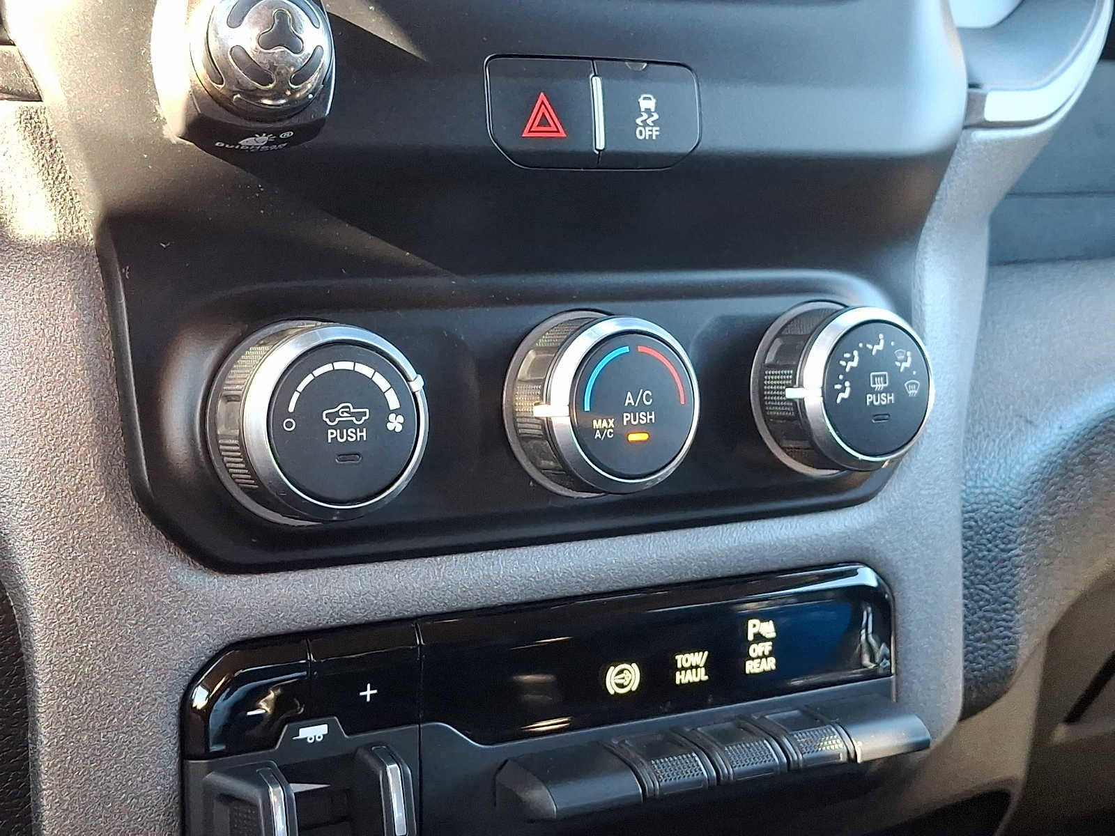 Used 2019 RAM 3500 Tradesman AWD/4WD image 15