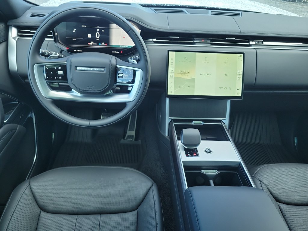 New 2026 Land Rover Range Rover Long Wheelbase SE AWD/4WD image 18