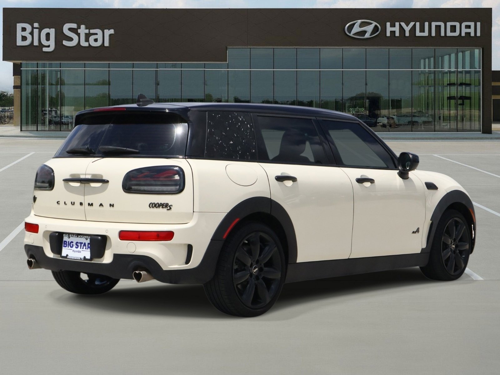 Used 2021 MINI Cooper Clubman S image 4