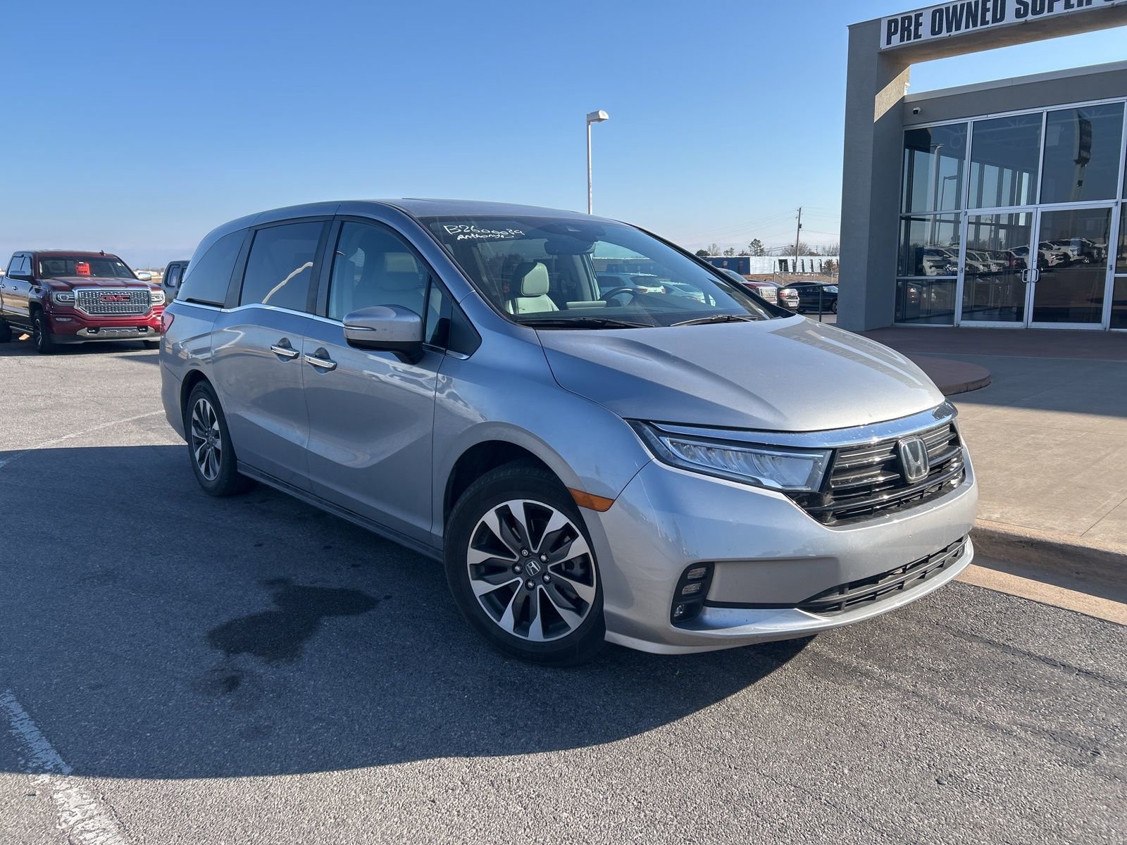 Used 2023 Honda Odyssey EX-L image 3