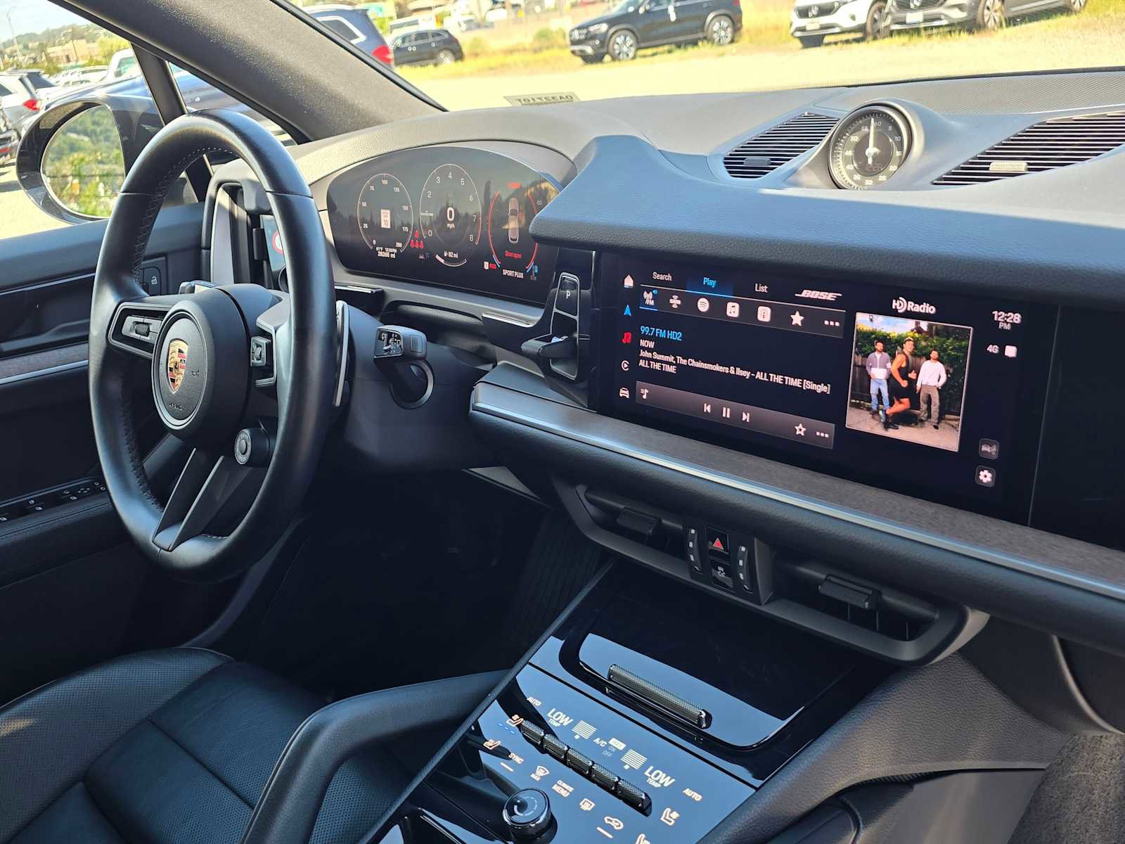 Used 2024 Porsche Cayenne S AWD/4WD image 10