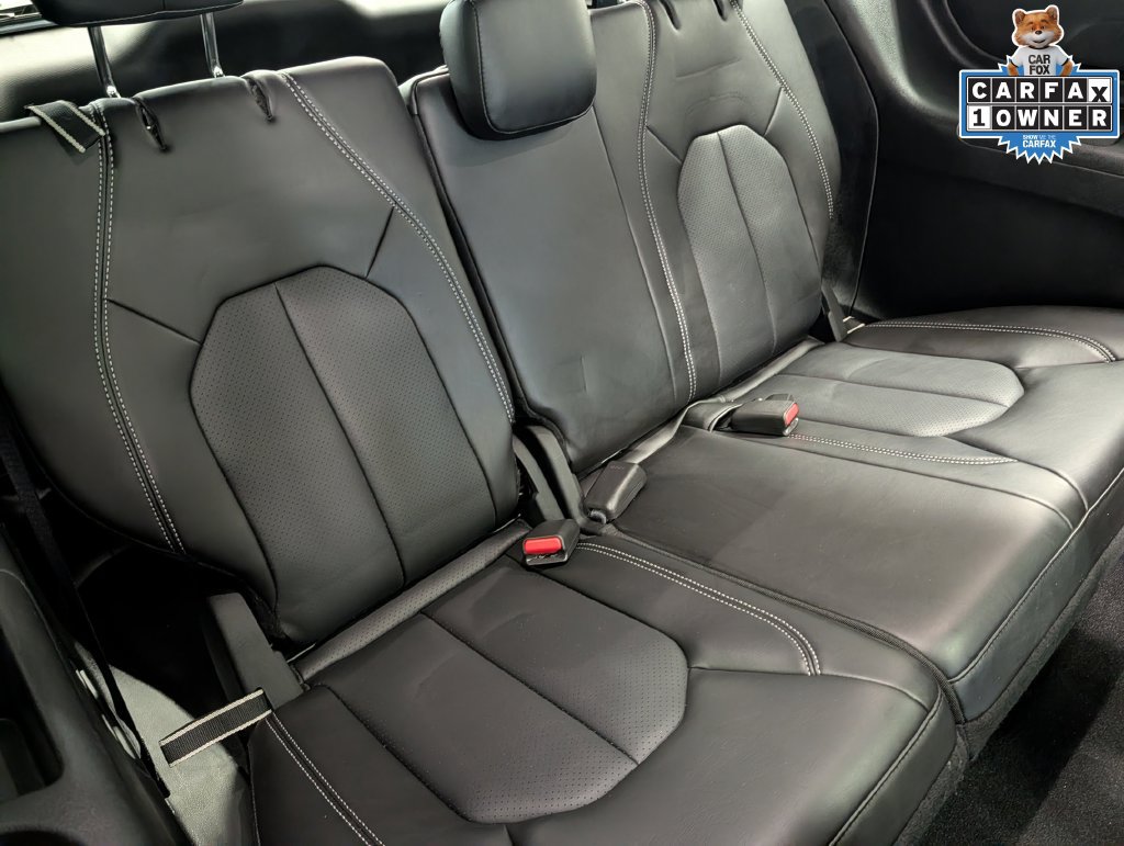 Used 2025 Chrysler Pacifica Select FWD image 27