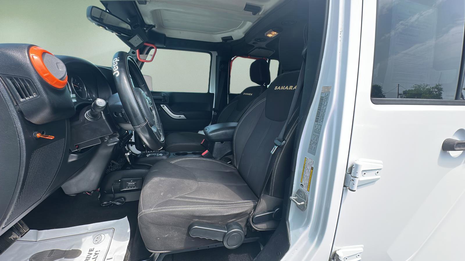 Used 2015 Jeep Wrangler Unlimited Sahara w/ Trailer Tow Group AWD/4WD image 17