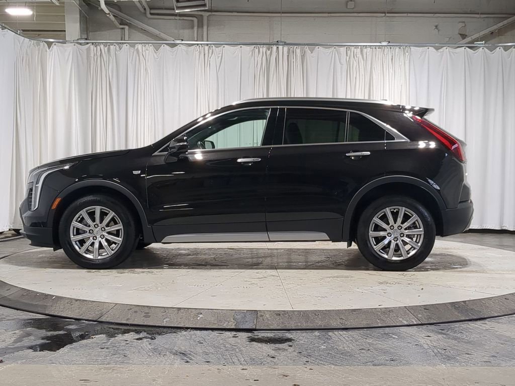 Used 2023 Cadillac XT4 Premium Luxury w/ Cold Weather Package image 14
