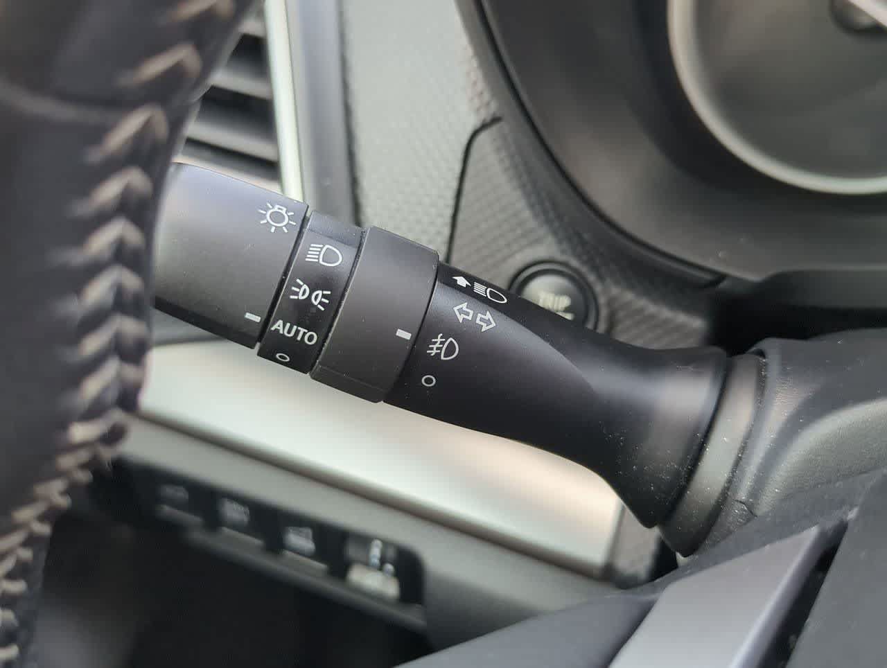 Used 2023 Subaru Forester Premium AWD/4WD image 20