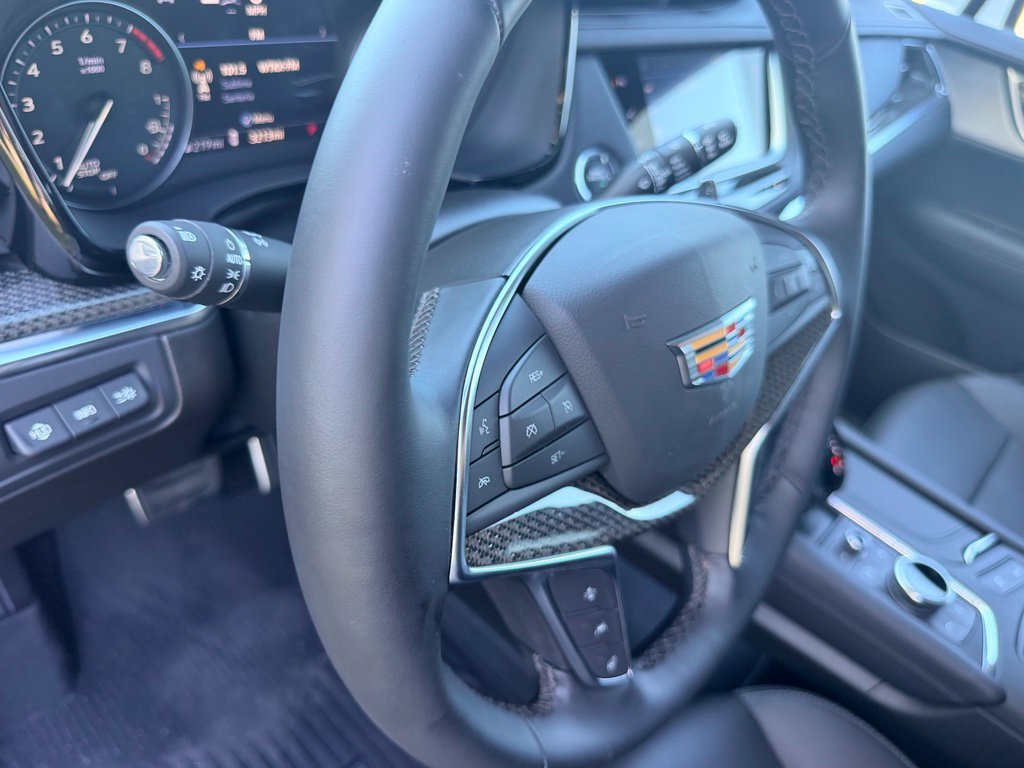 New 2026 Cadillac XT5 Sportv w/ LPO, Floor Liner Package AWD/4WD image 20