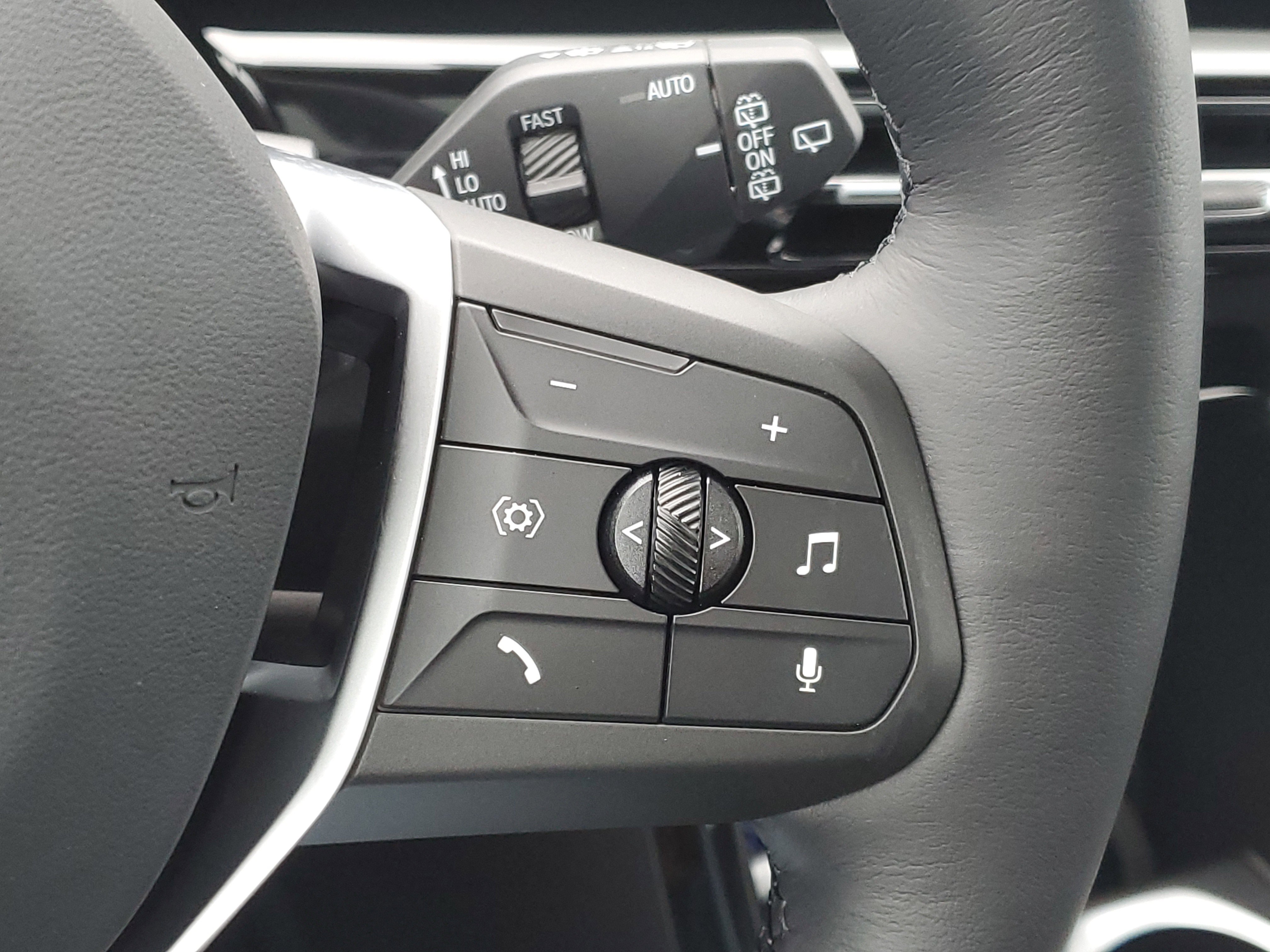 New 2026 BMW X1 xDrive28i image 13