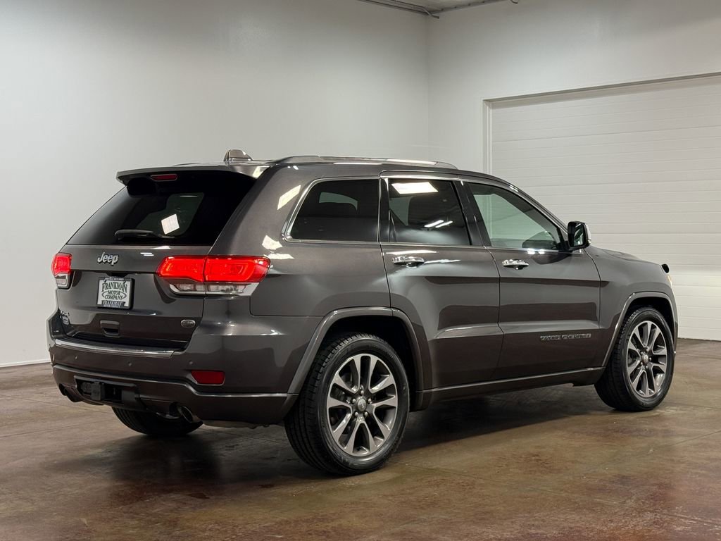 Used 2018 Jeep Grand Cherokee Overland image 4