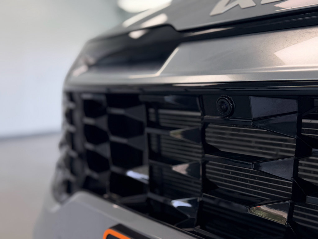 Used 2024 Kia Sportage SX image 11