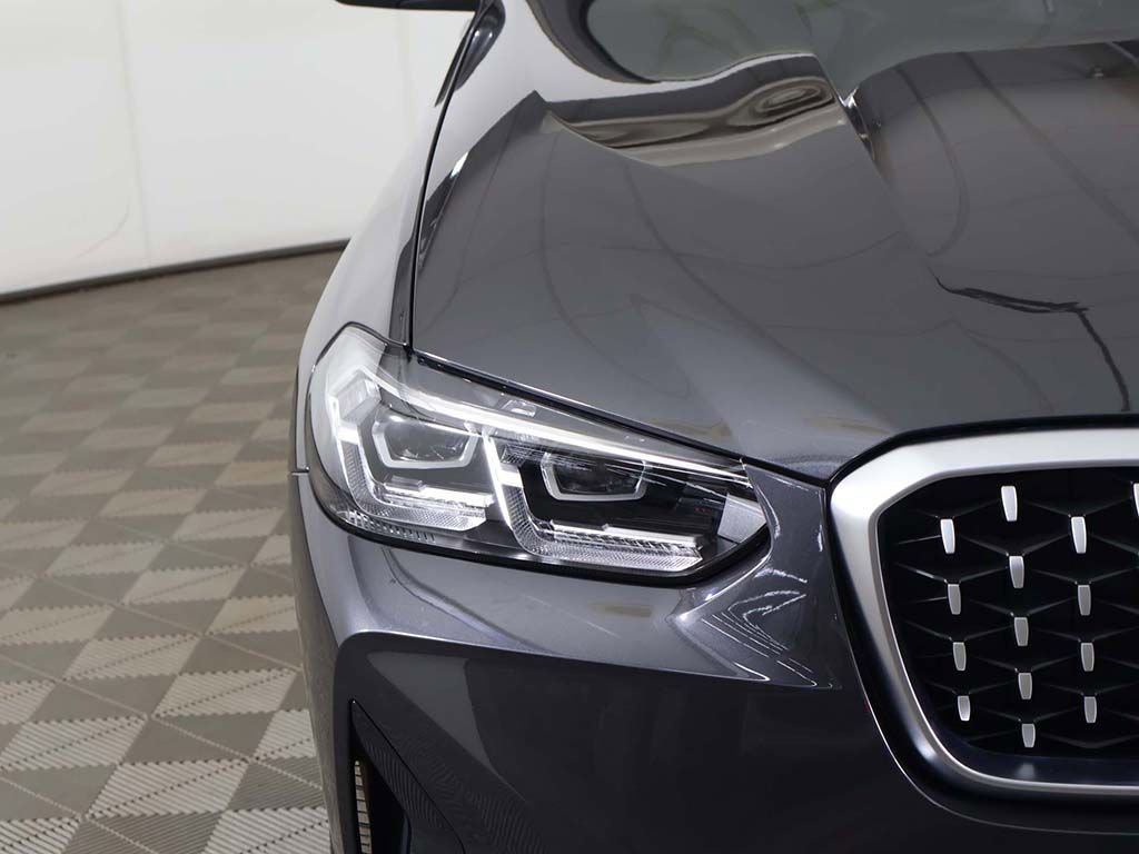Used 2022 BMW X4 xDrive30i image 16