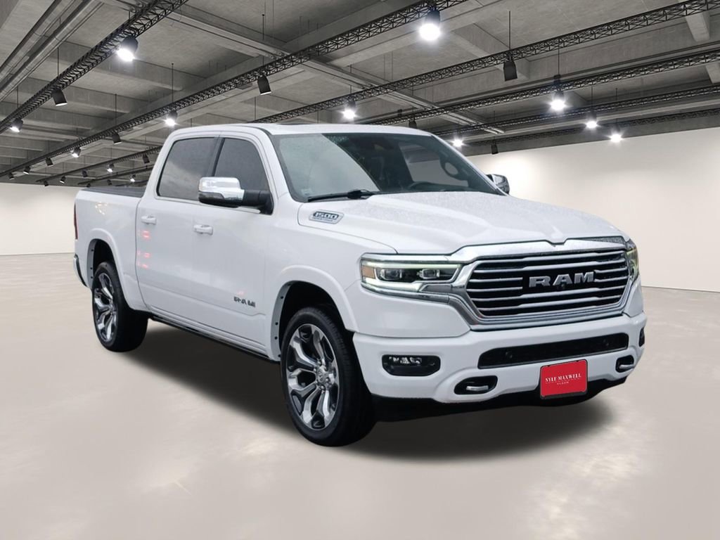 Used 2023 RAM 1500 Limited AWD/4WD image 2