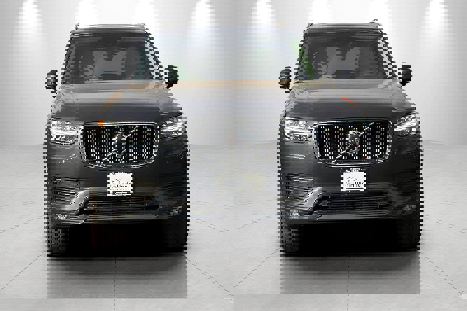 Used 2022 Volvo XC90 T5 Momentum w/ Protection Package image 10