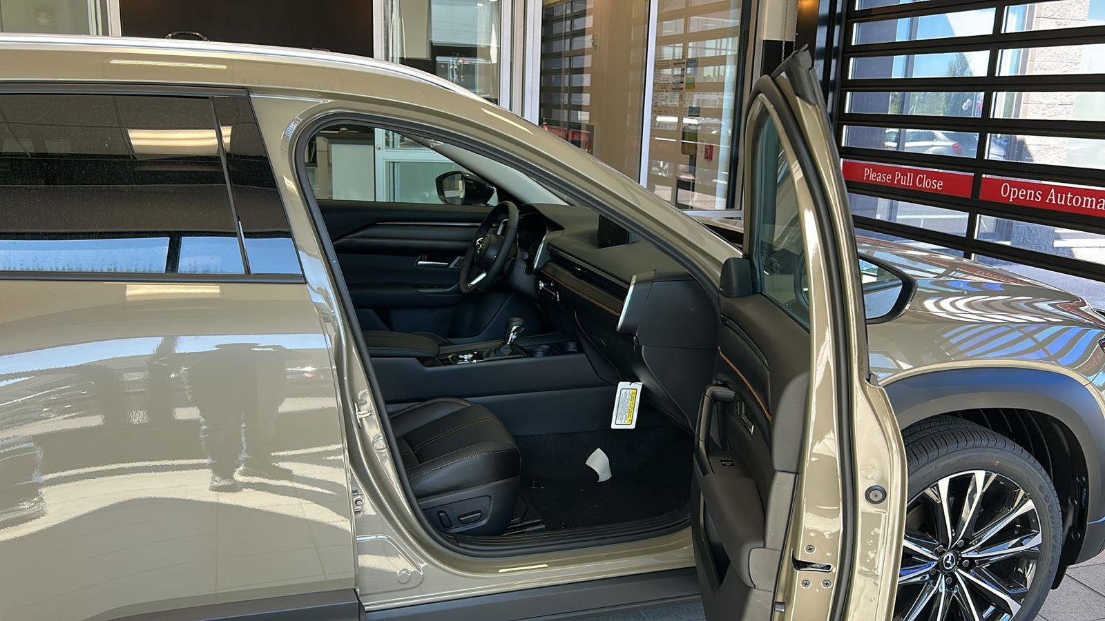 New 2025 MAZDA CX-50 AWD 2.5 Turbo w/ Cargo Package image 26