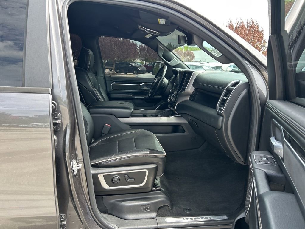 Used 2020 RAM 1500 Laramie w/ Sport Appearance Package image 39