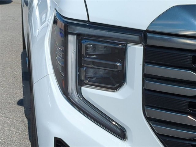 Used 2023 GMC Sierra 1500 AT4 w/ AT4 Premium Package image 10