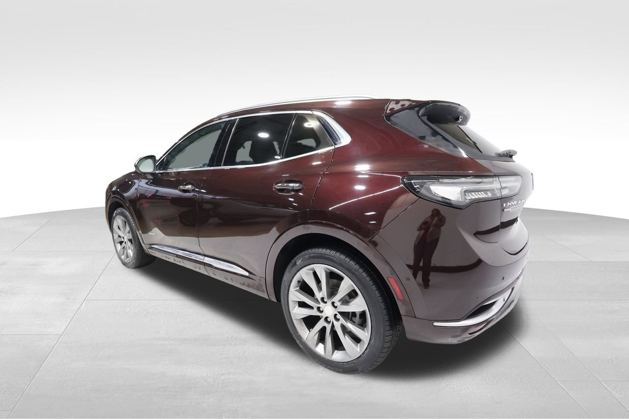 Used 2021 Buick Envision Avenir w/ Technology Package II image 2