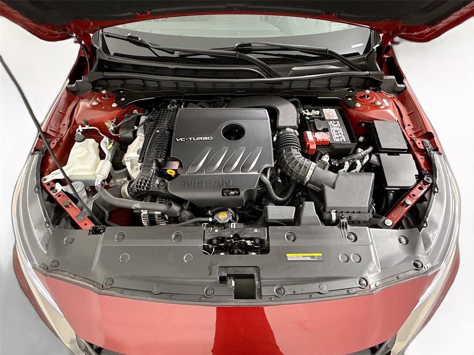 Used 2024 Nissan Altima 2.0 SR FWD image 31
