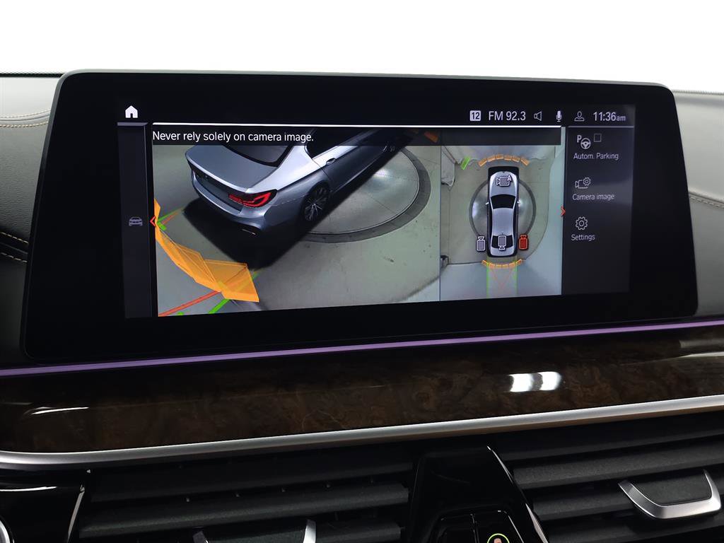 Used 2020 BMW M550i xDrive w/ Executive Package image 30