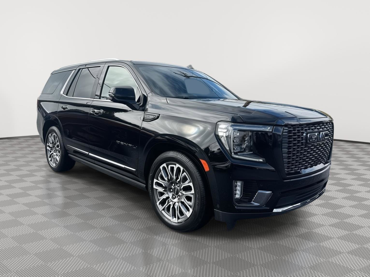 Used 2023 GMC Yukon Denali Ultimate image 4