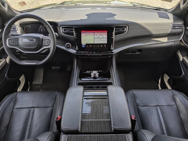 Used 2022 Jeep Wagoneer Series III w/ Premium Group I RWD image 24