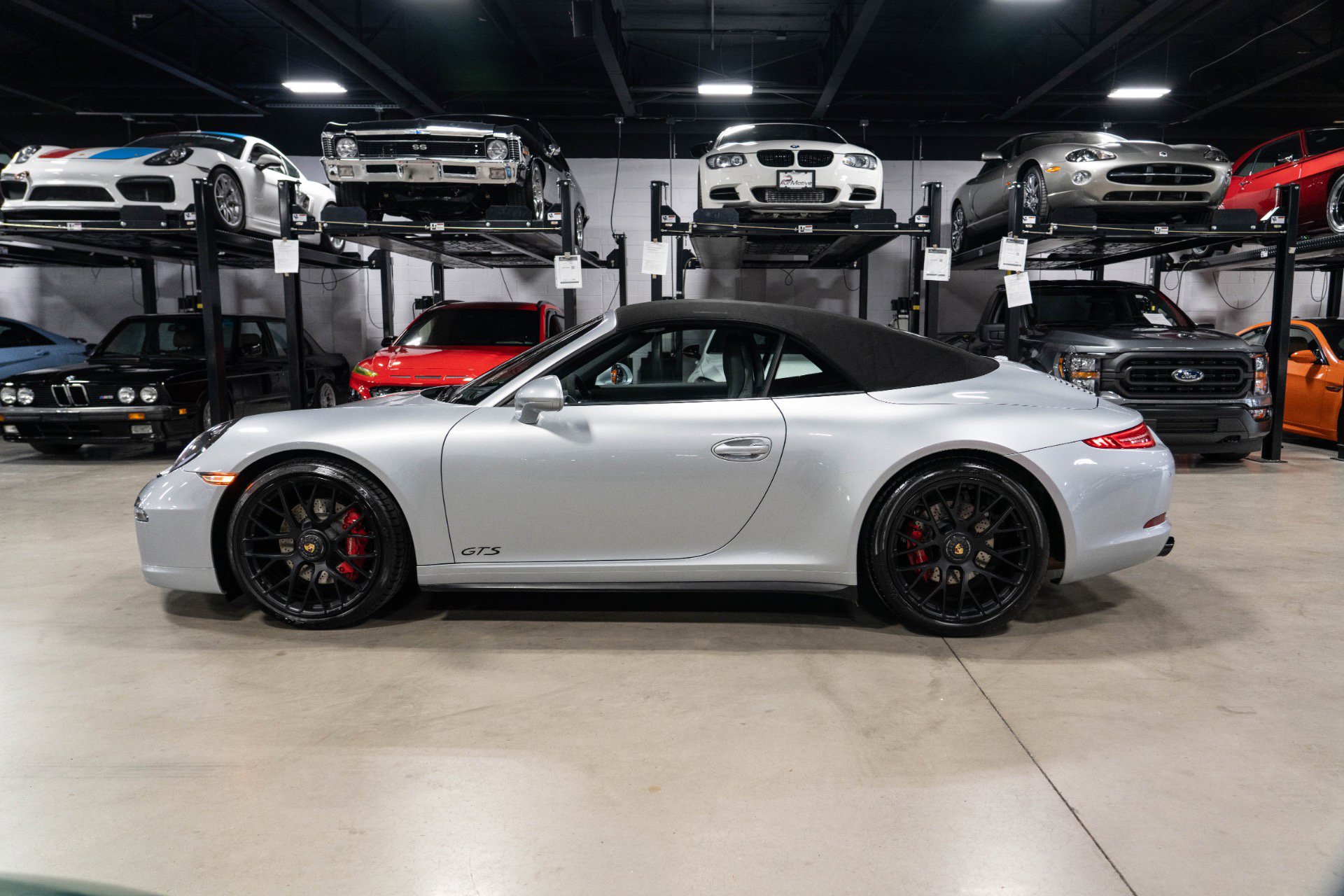 Used 2015 Porsche 911 Carrera GTS RWD image 2