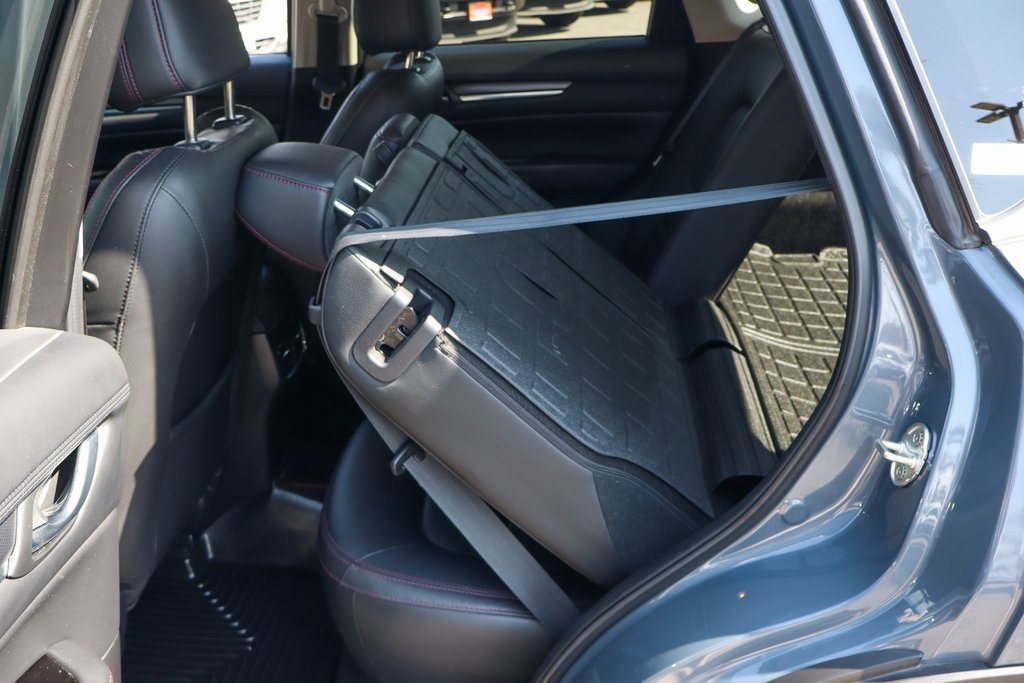 Used 2022 MAZDA CX-5 Carbon Edition image 35