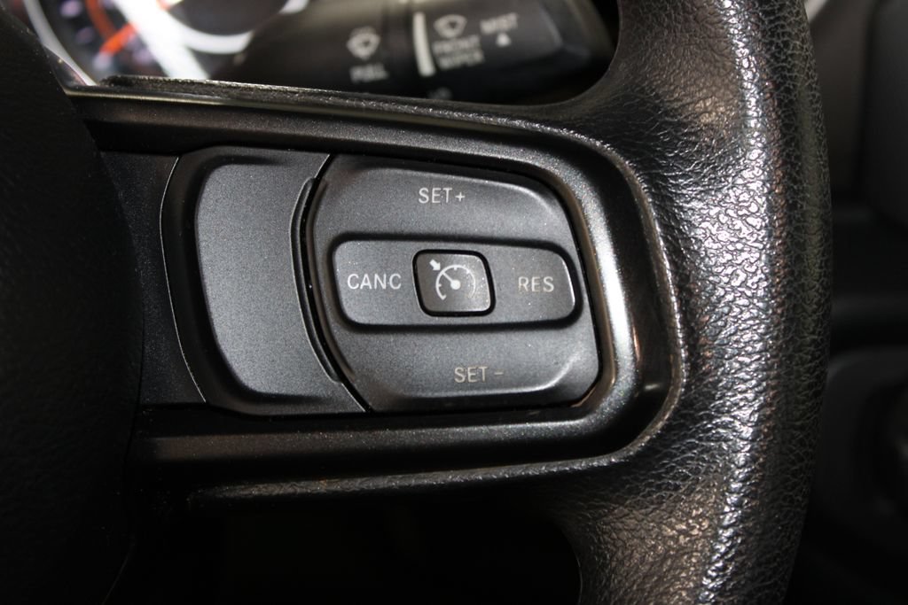 Used 2019 Jeep Wrangler Unlimited Sport AWD/4WD image 37