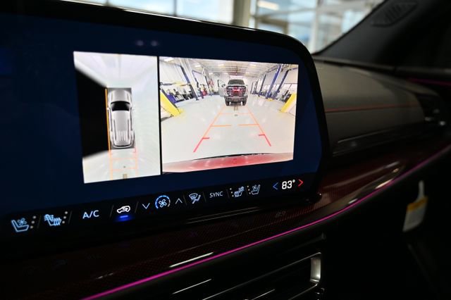 New 2026 Chevrolet Traverse RS w/ LPO, Floor Liner Package AWD/4WD image 17