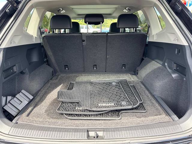 Used 2022 Volkswagen Tiguan SE image 13