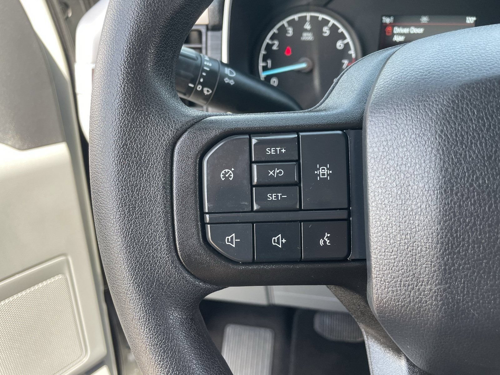 Used 2023 Ford F150 XLT AWD/4WD image 28