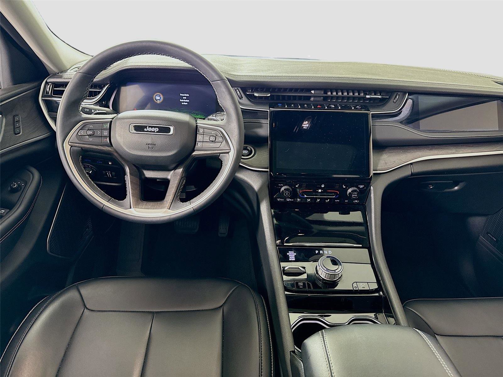 Used 2023 Jeep Grand Cherokee 4WD 4xe image 2