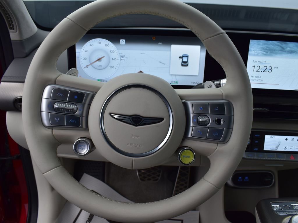 Used 2023 Genesis GV60 Performance image 15