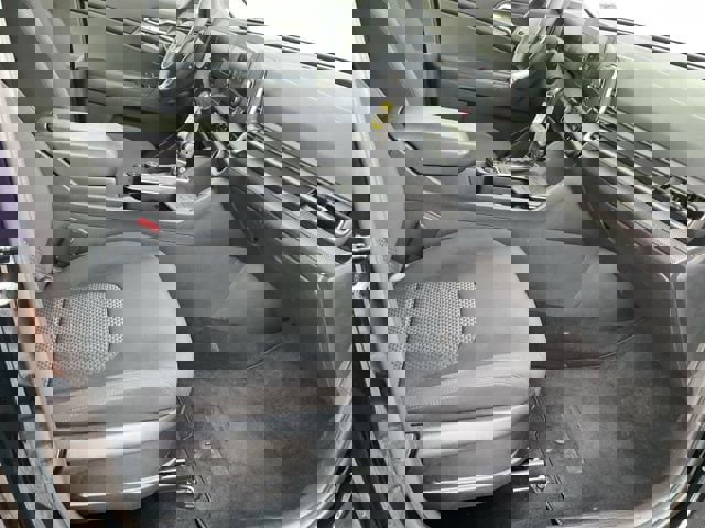 Used 2025 Kia Sportage LX image 13