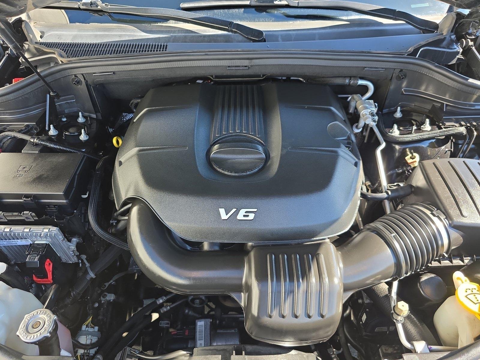 Used 2015 Dodge Durango Limited w/ Nav & Power Liftgate Group AWD/4WD image 39