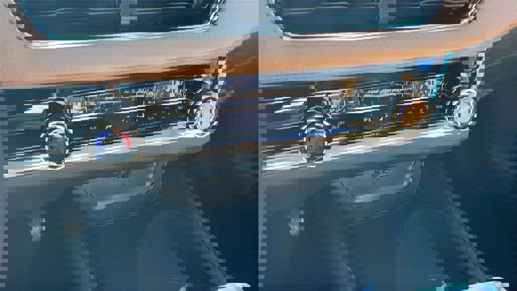 New 2026 Chevrolet Equinox ACTIV w/ Convenience Package III image 25