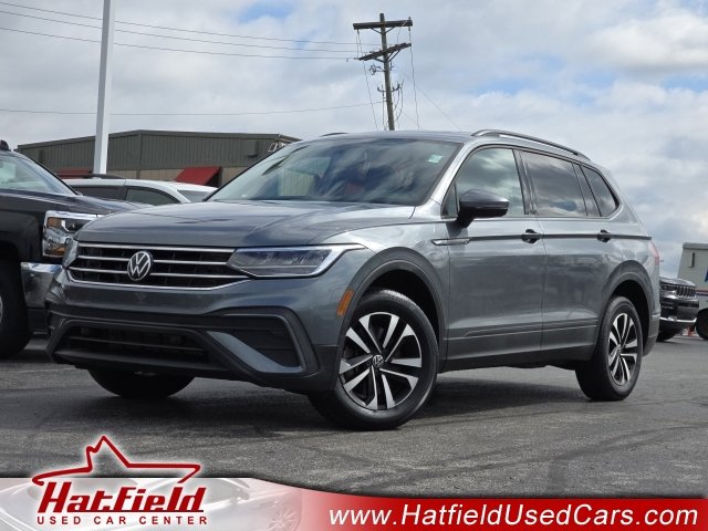 Used 2022 Volkswagen Tiguan S image 1