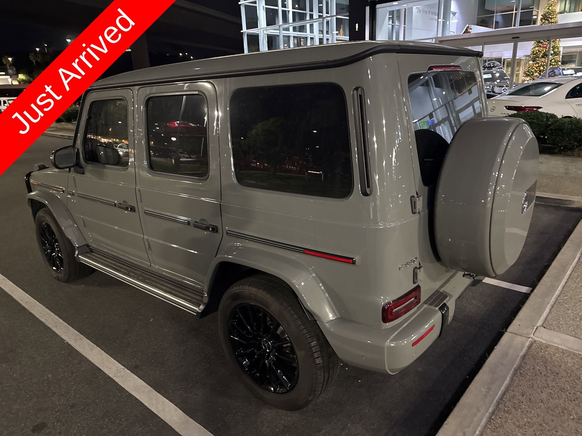 Used 2022 Mercedes-Benz G 550 w/ Exclusive Interior Package image 8