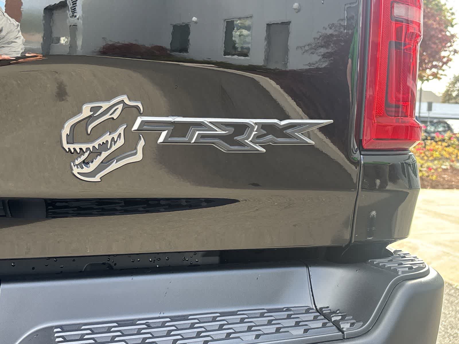 New 2027 RAM 1500 4x4 Crew Cab image 11