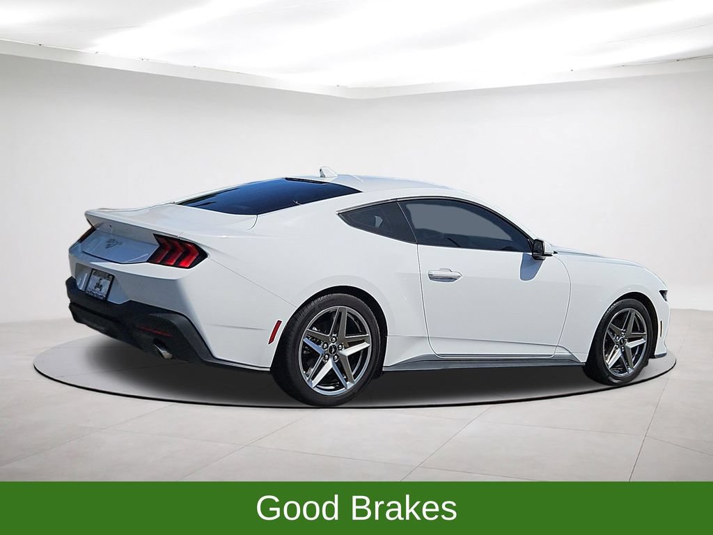 Used 2024 Ford Mustang Coupe RWD image 7