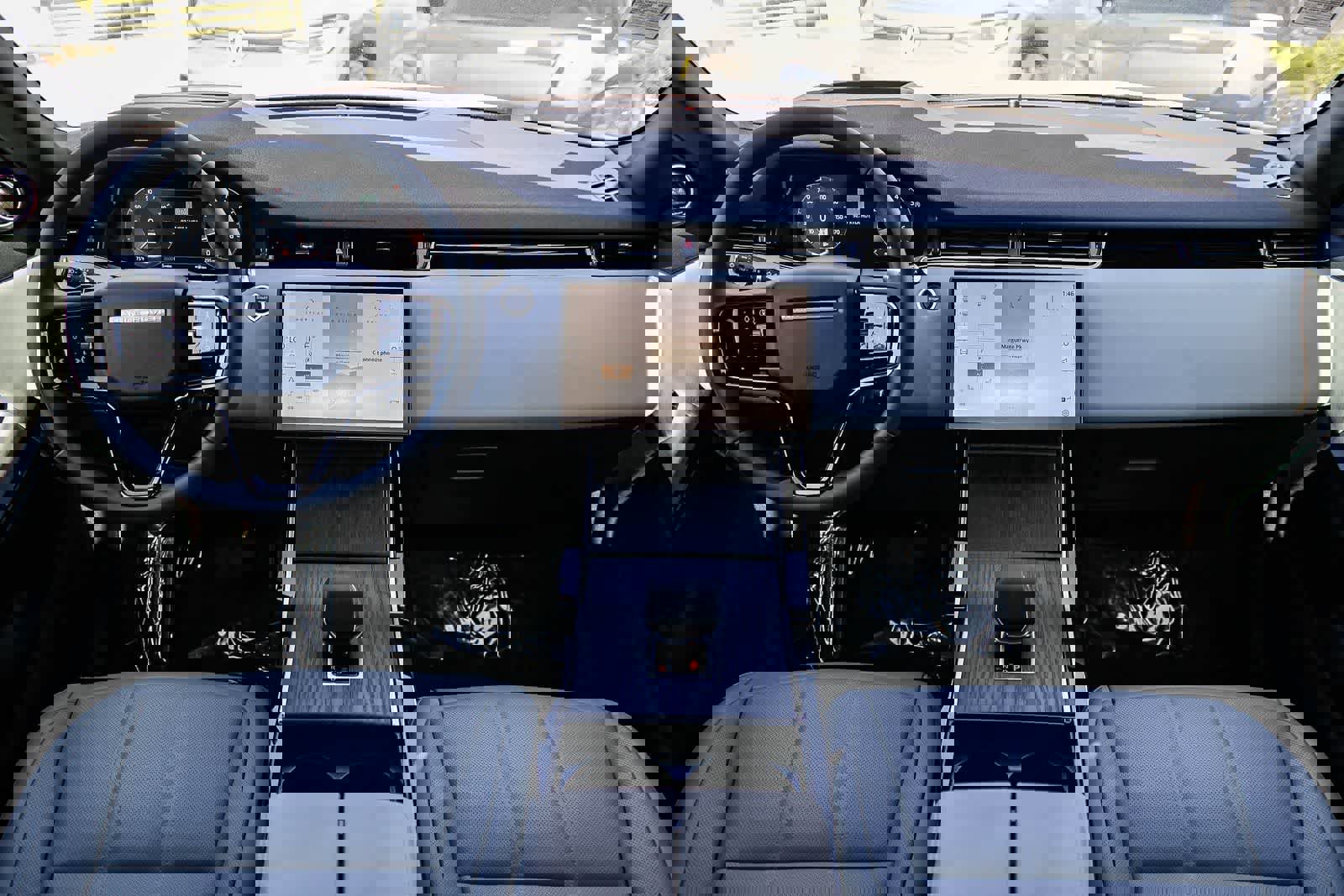 New 2026 Land Rover Range Rover Evoque S image 12