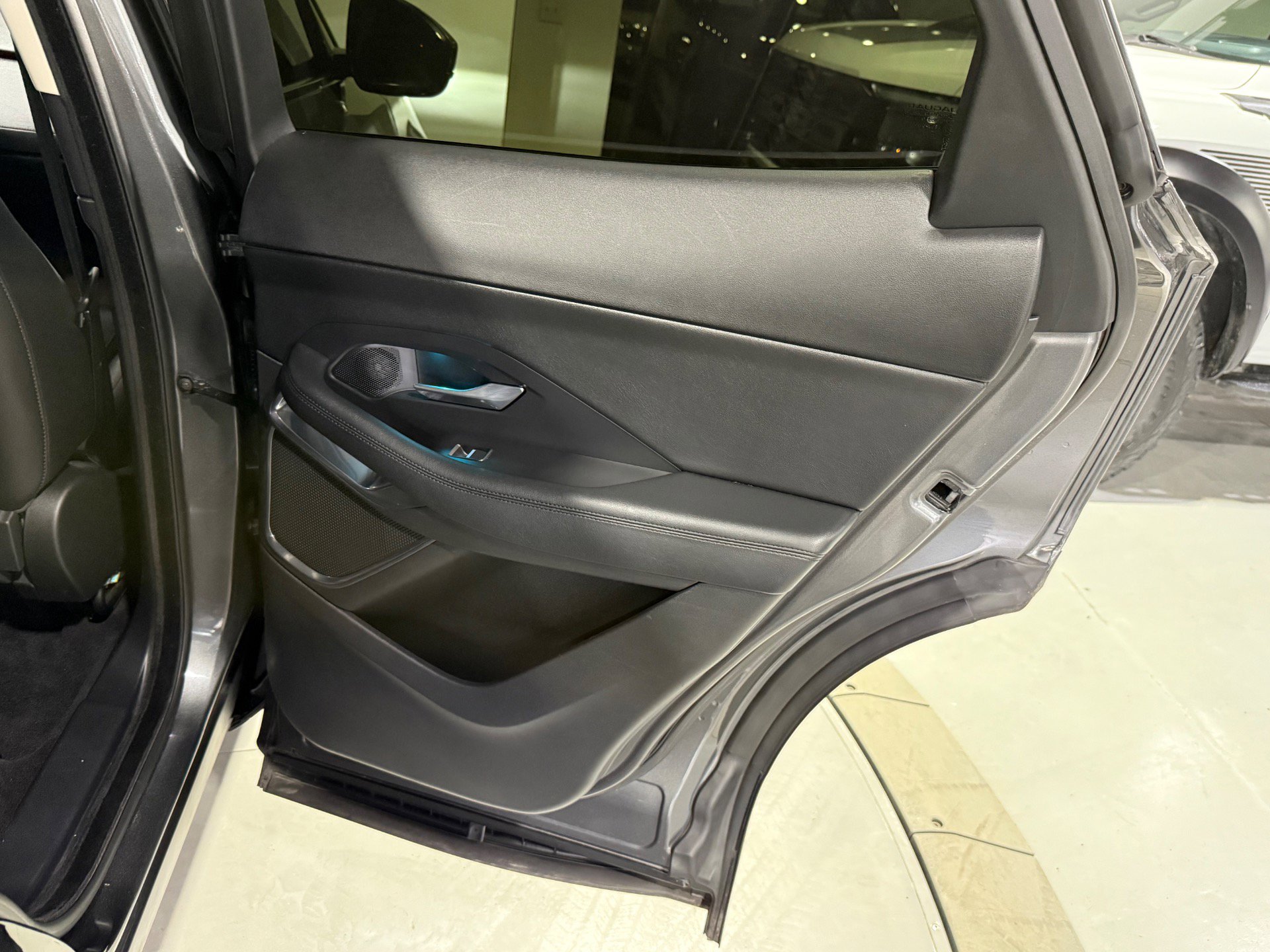 Used 2018 Jaguar E-PACE S image 40